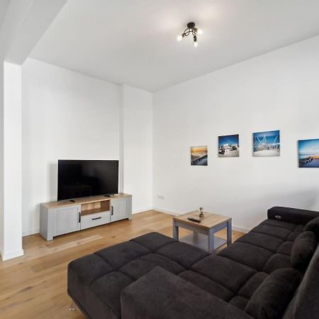 Infinity Stay Ferienapartments Rheinstrasse Вильгельмсхафен Экстерьер фото