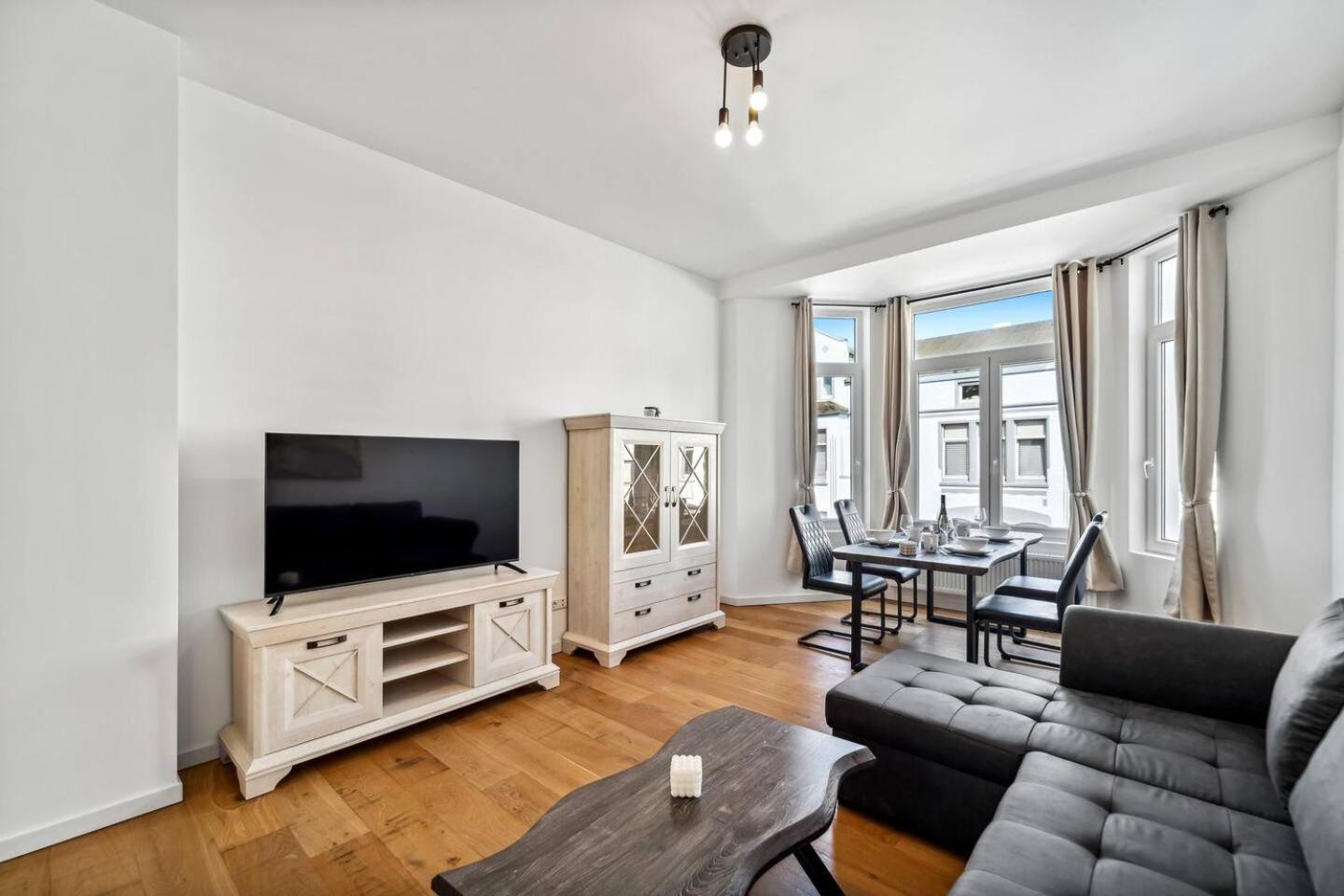 Infinity Stay Ferienapartments Rheinstrasse Вильгельмсхафен Экстерьер фото