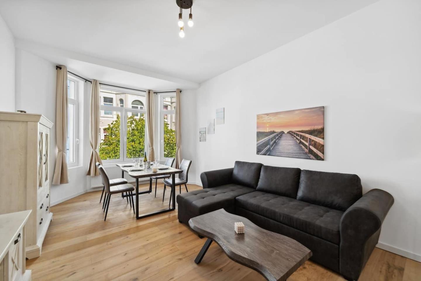 Infinity Stay Ferienapartments Rheinstrasse Вильгельмсхафен Экстерьер фото