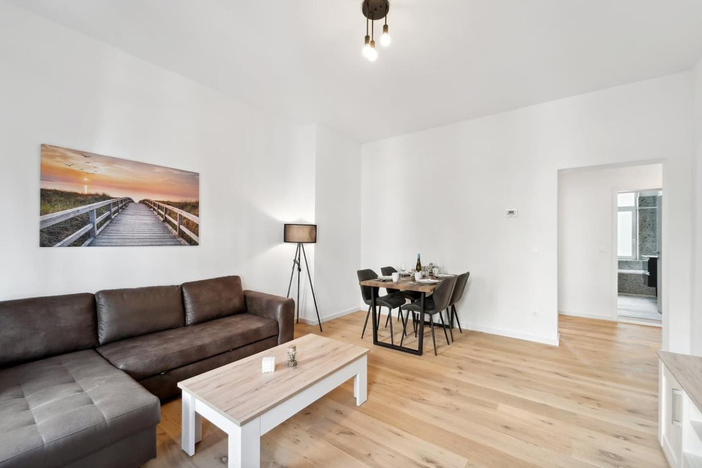 Infinity Stay Ferienapartments Rheinstrasse Вильгельмсхафен Экстерьер фото
