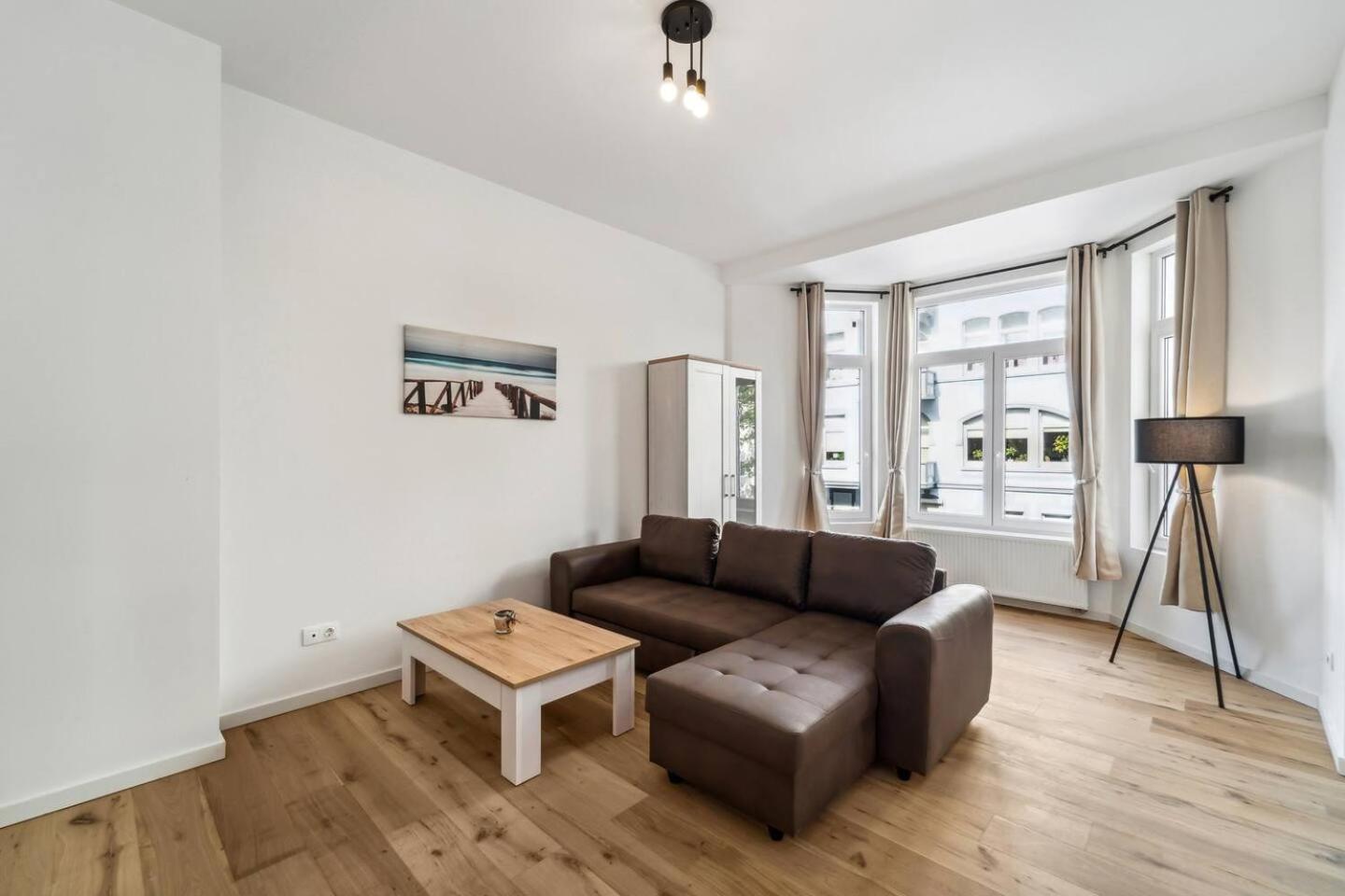 Infinity Stay Ferienapartments Rheinstrasse Вильгельмсхафен Экстерьер фото
