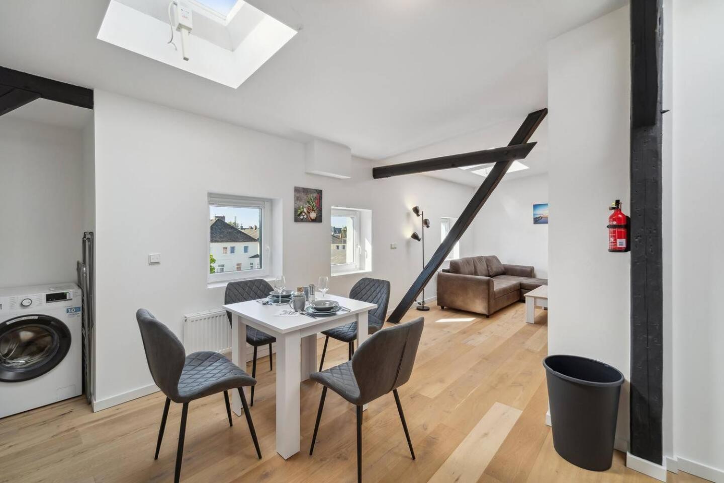 Infinity Stay Ferienapartments Rheinstrasse Вильгельмсхафен Экстерьер фото