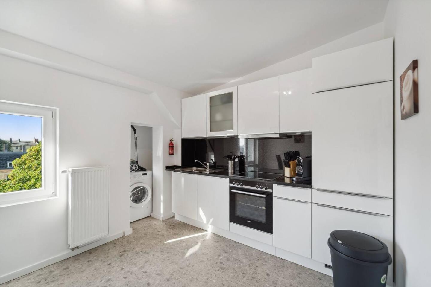 Infinity Stay Ferienapartments Rheinstrasse Вильгельмсхафен Экстерьер фото