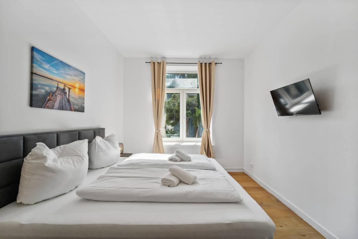 Infinity Stay Ferienapartments Rheinstrasse Вильгельмсхафен Экстерьер фото