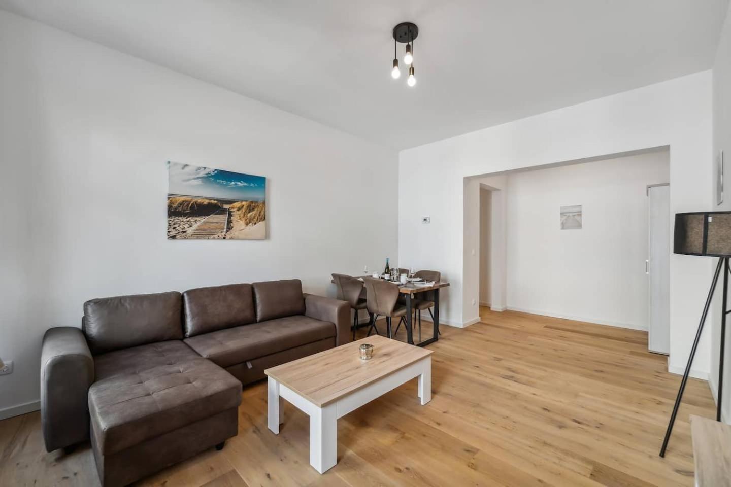 Infinity Stay Ferienapartments Rheinstrasse Вильгельмсхафен Экстерьер фото