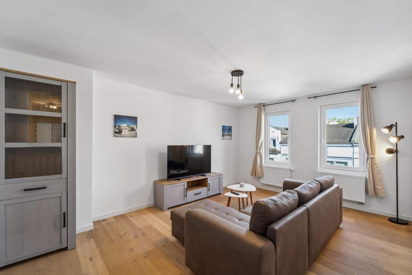 Infinity Stay Ferienapartments Rheinstrasse Вильгельмсхафен Экстерьер фото